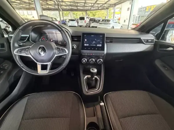 Renault Clio 2022 - 15500 EUR, 77463 km - AUTO.MOTO.pt - 77463km - foto 9 de 11