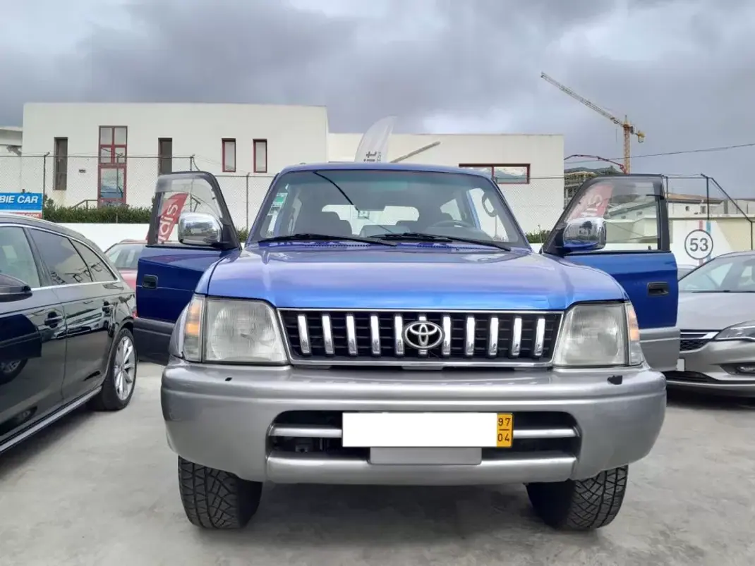 Toyota Land Cruiser 1997 - 24500 EUR, 135000 km - AUTO.MOTO.pt - 135000km - foto 1 de 24