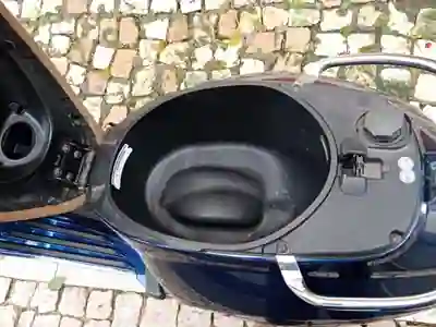 Vespa Primavera 150 ABS 2022 - 4200 EUR, 25067 km - AUTO.MOTO.pt - 25067km - foto 6 de 9