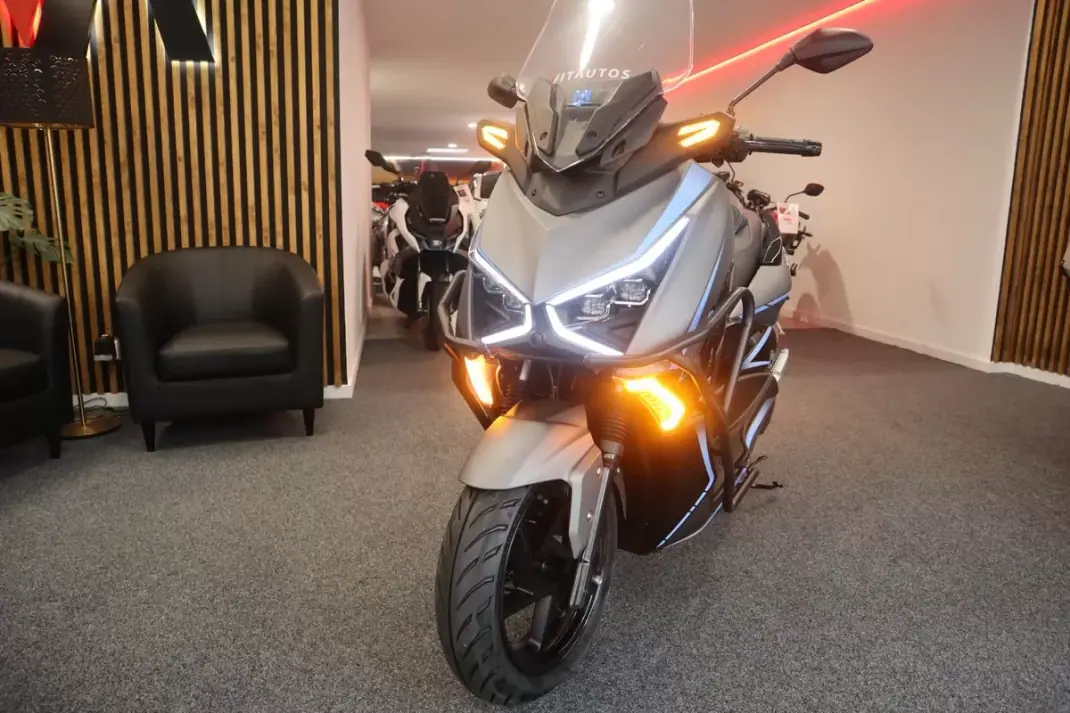 2026 - 3290 EUR, 1 km - AUTO.MOTO.pt - 1km - foto 7 de 11