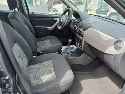 Dacia Sandero 2012 - 5350 EUR, 75719 km - 75719km - foto 17 de 19