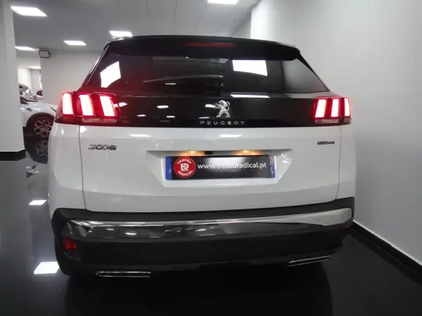 Peugeot 3008 2020 - 19500 EUR, 78000 km - AUTO.MOTO.pt - 78000km - foto 7 de 37