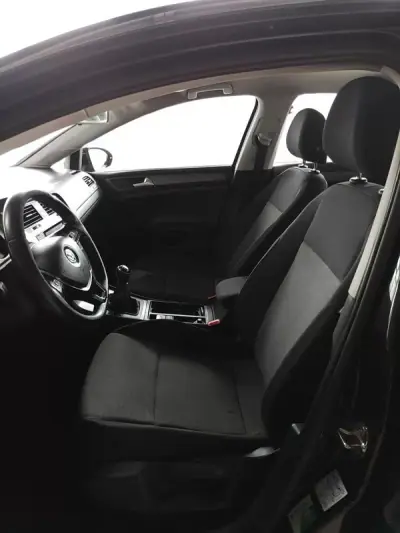 Volkswagen Golf 2013 - 10750 EUR, 198000 km - AUTO.MOTO.pt - 198000km - foto 13 de 34