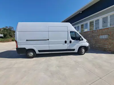 Peugeot Boxer 2.2 BlueHDI 335 L3H3 Pro 2021 - 17950 EUR, 127839 km - AUTO.MOTO.pt - 127839km - foto 3 de 13
