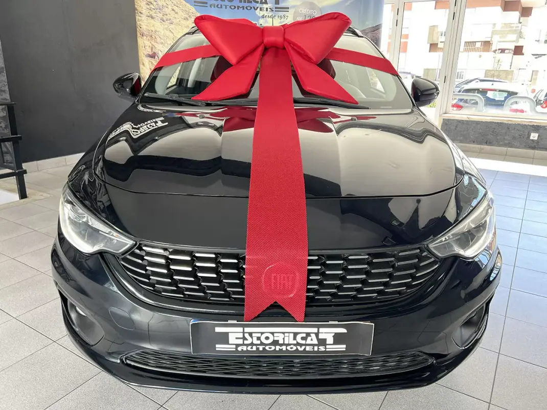 Fiat Tipo Station Wagon 2017 - 10900 EUR, 89825 km - AUTO.MOTO.pt - 89825km - foto 5 de 23