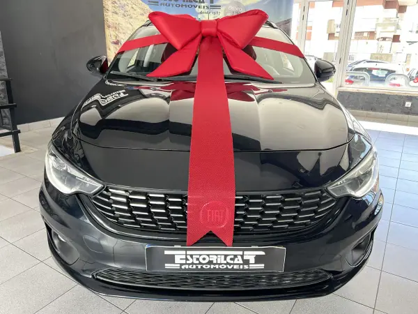 Fiat Tipo Station Wagon 2017 - 10900 EUR, 89825 km - AUTO.MOTO.pt - 89825km - foto 5 de 23