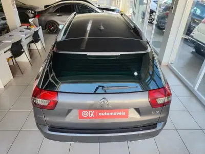 Citroën C5 Tourer 2017 - 9500 EUR, 248400 km - AUTO.MOTO.pt - 248400km - foto 10 de 38