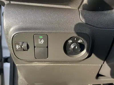 Citroën C3 2017 - 8900 EUR, 158000 km - AUTO.MOTO.pt - 158000km - foto 20 de 47