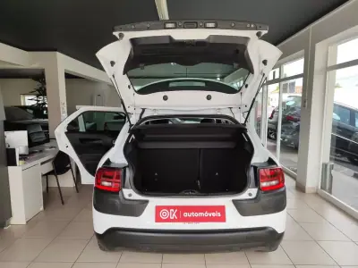 Citroën C4 Cactus 2018 - 9150 EUR, 106600 km - AUTO.MOTO.pt - 106600km - foto 17 de 37