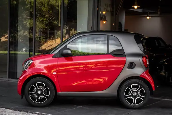Smart ForTwo Coupé 2019 - 12900 EUR, 70638 km - AUTO.MOTO.pt - 70638km - foto 5 de 28