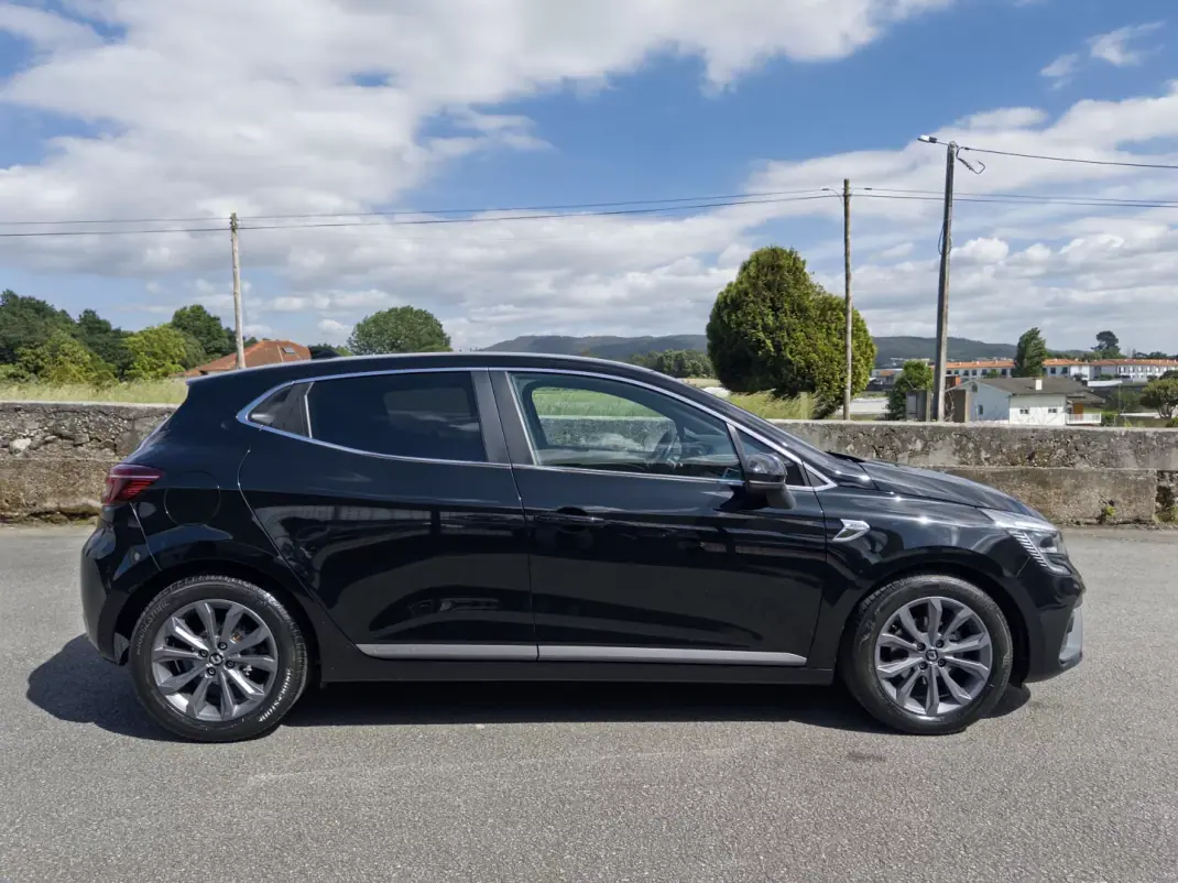 Renault Clio 2019 - 14990 EUR, 55000 km - AUTO.MOTO.pt - 55000km - foto 8 de 41