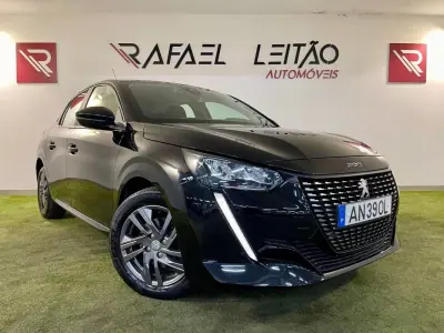 Peugeot 208 2022 - 13450 EUR, 145000 km - AUTO.MOTO.pt - 145000km - foto 4 de 29