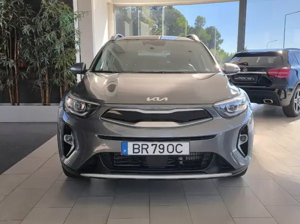 Kia Stonic 2025 — photo 2 of 23