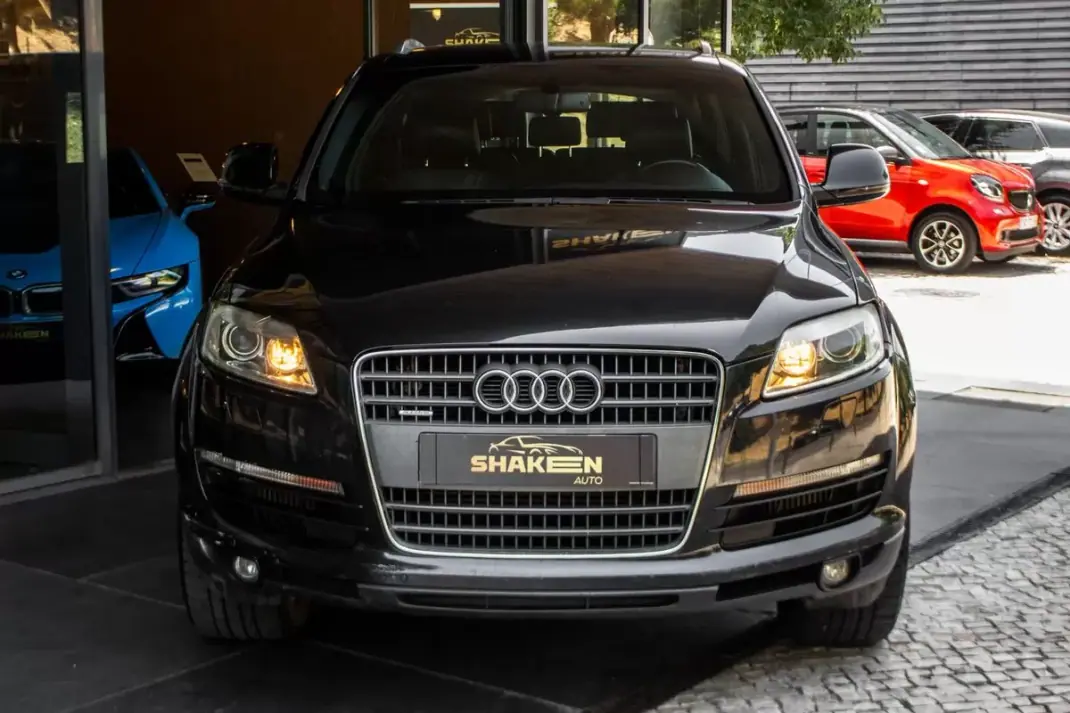 Audi Q7 2007 - 13790 EUR, 328646 km - 328646km - foto 23 de 38