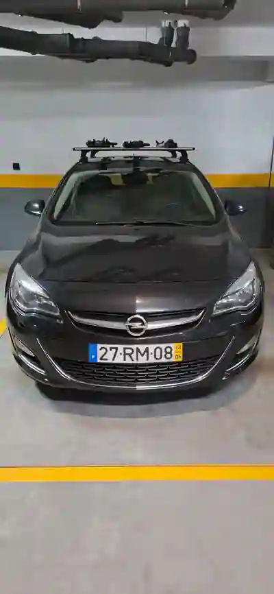 Opel Astra 2013 - 7000 EUR, 221000 km - 221000km - foto 9 de 11