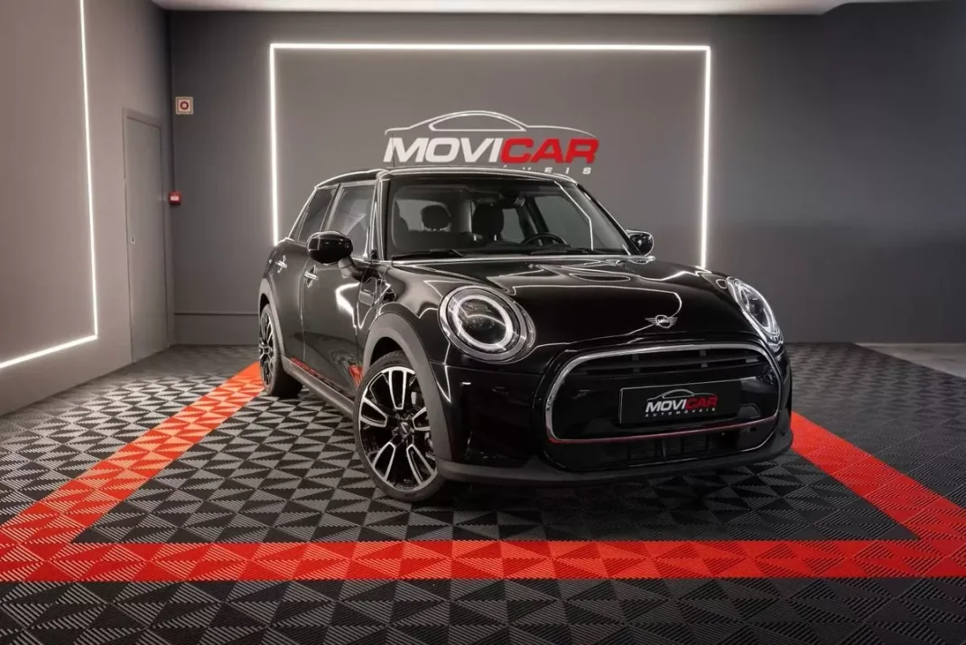 MINI One 2021 - 19900 EUR, 112569 km - AUTO.MOTO.pt - 112569km - foto 1 de 19