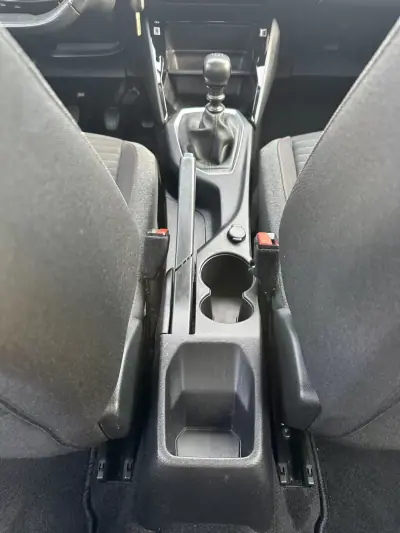 Peugeot 2008 2021 - 21500 EUR, 170000 km - 170000km - foto 41 de 53