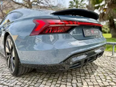 Audi e-tron GT 2022 - 57790 EUR, 82950 km - AUTO.MOTO.pt - 82950km - foto 49 de 55