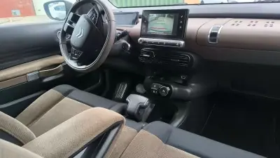 Citroën C4 Cactus 2015 - 9900 EUR, 158000 km - AUTO.MOTO.pt - 158000km - foto 21 de 22
