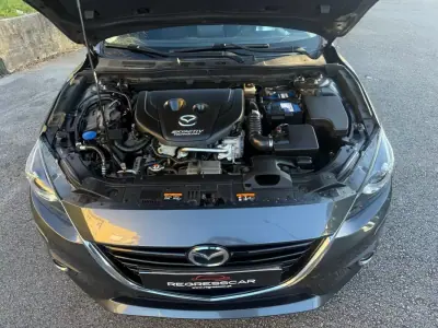 Mazda 3 2016 - 9800 EUR, 223000 km - AUTO.MOTO.pt - 223000km - foto 29 de 29