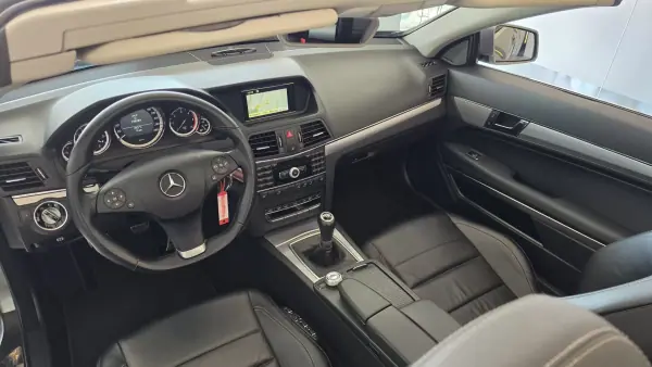 Mercedes-Benz E 250 2012 - 18900 EUR, 138289 km - 138289km - foto 44 de 61