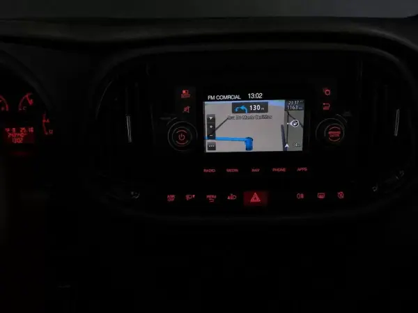 Fiat 2020 - 11900 EUR, 238000 km - AUTO.MOTO.pt - 238000km - foto 13 de 14