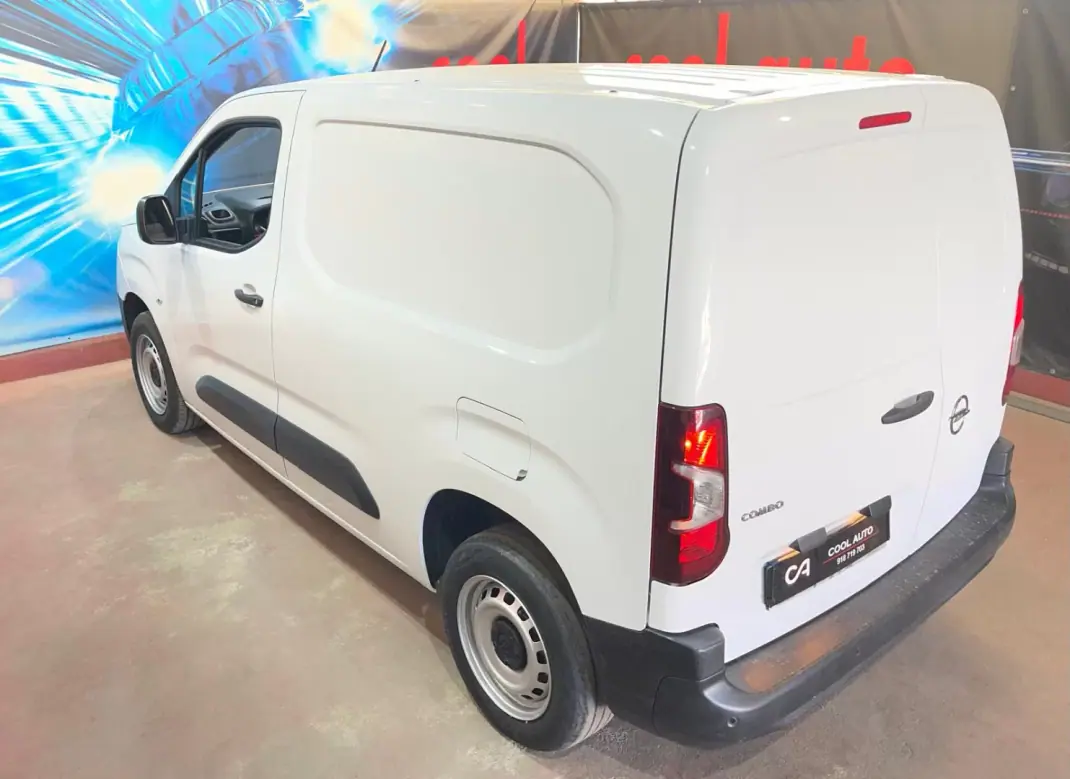 Opel COMBO 2023 - 16899 EUR, 23000 km - 23000km - foto 13 de 38
