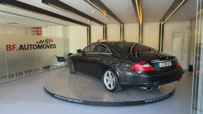 Mercedes-Benz CLS 320 2008 - 12900 EUR, 314479 km - AUTO.MOTO.pt - 314479km - foto 3 de 60