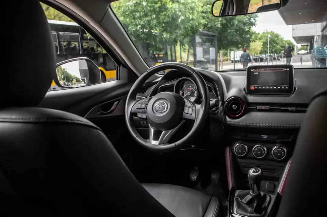Mazda CX-3 2016 - 12990 EUR, 111568 km - AUTO.MOTO.pt - 111568km - foto 32 de 39