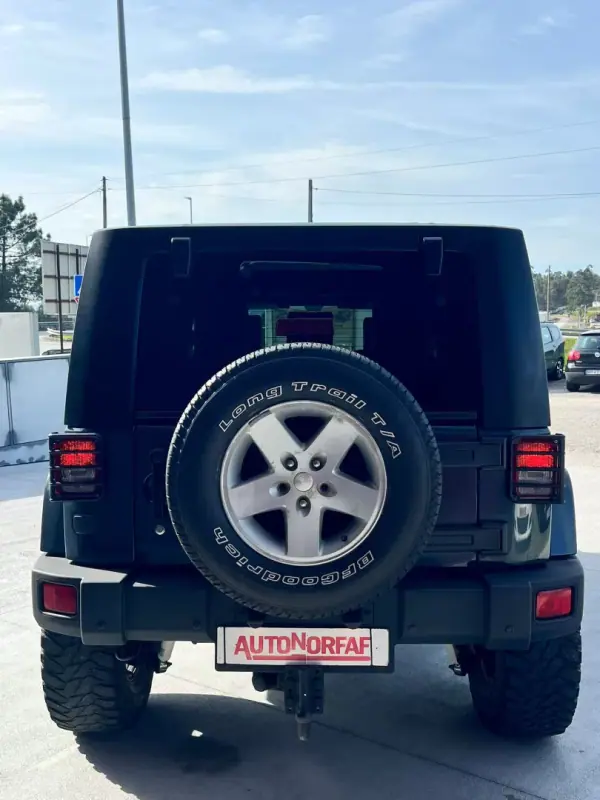 Jeep Wrangler Unlimited 2009 - 38000 EUR, 191132 km - AUTO.MOTO.pt - 191132km - foto 4 de 22