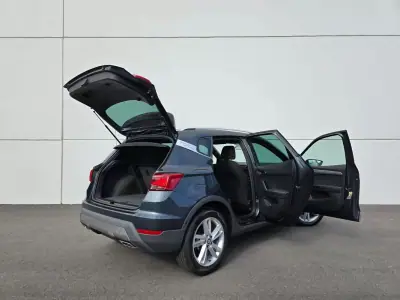 SEAT Arona 2020 - 14500 EUR, 61900 km - AUTO.MOTO.pt - 61900km - foto 11 de 42