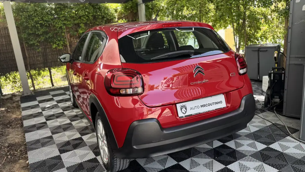 Citroën C3 2017 - 9900 EUR, 181792 km - AUTO.MOTO.pt - 181792km - foto 8 de 9