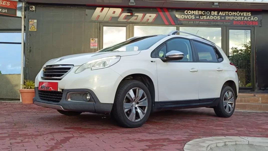 Peugeot 2008 2015 - 12990 EUR, 154000 km - AUTO.MOTO.pt - 154000km - foto 16 de 37