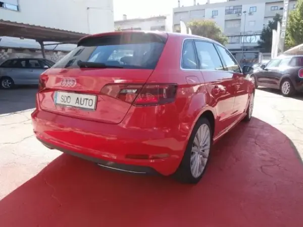 Audi A3 Sportback 2015 - 17500 EUR, 195633 km - AUTO.MOTO.pt - 195633km - foto 9 de 41
