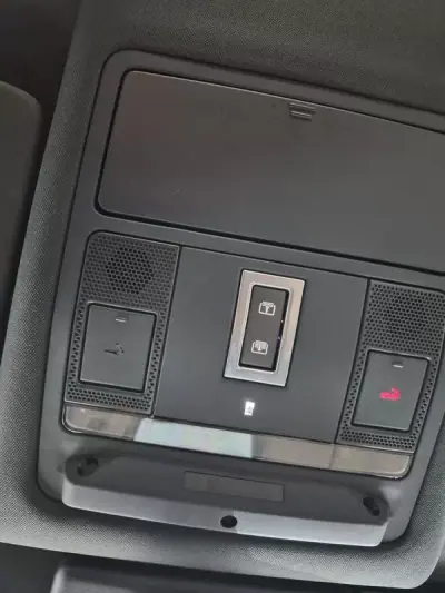 Land Rover Discovery Sport 2020 - 33900 EUR, 60481 km - AUTO.MOTO.pt - 60481km - foto 33 de 58