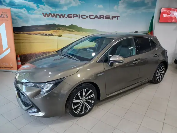 Toyota Corolla 1.8 Hybrid Comfort+P.Sport 2022 Híbrido (Gasolina) — 66 424 km Toyota Corolla 1.8 Hybrid Comfort+P.Sport 2022 Híbrido (Gasolina)