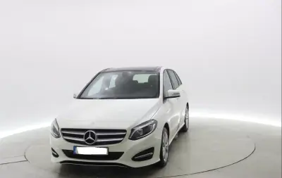 Mercedes-Benz B 200 2014 - 15500 EUR, 116525 km - AUTO.MOTO.pt - 116525km - foto 4 de 7