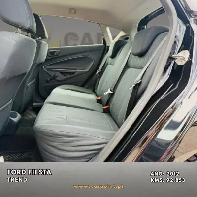 Ford Fiesta 2012 - 7900 EUR, 92853 km - AUTO.MOTO.pt - 92853km - foto 8 de 10