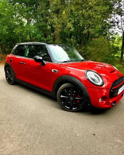 MINI 3 Portas 2015 - 15990 EUR, 138000 km - 138000km - foto 3 de 39