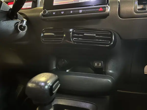 Citroën C4 Cactus 2018 - 12990 EUR, 140000 km - 140000km - foto 44 de 54
