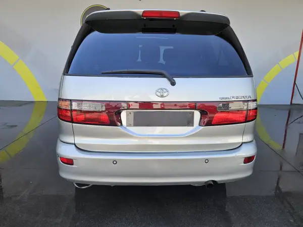 Toyota Previa 2003 - 4250 EUR, 497000 km - AUTO.MOTO.pt - 497000km - foto 4 de 9