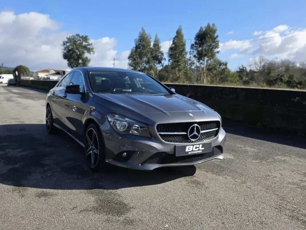 Mercedes-Benz CLA 180 2014 - 17990 EUR, 134000 km - AUTO.MOTO.pt - 134000km - foto 1 de 34