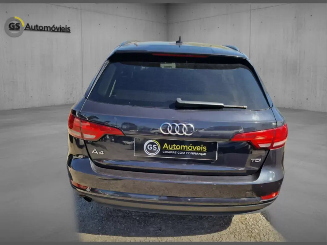 Audi A4 Avant 2017 - 15500 EUR, 236000 km - AUTO.MOTO.pt - 236000km - foto 3 de 5