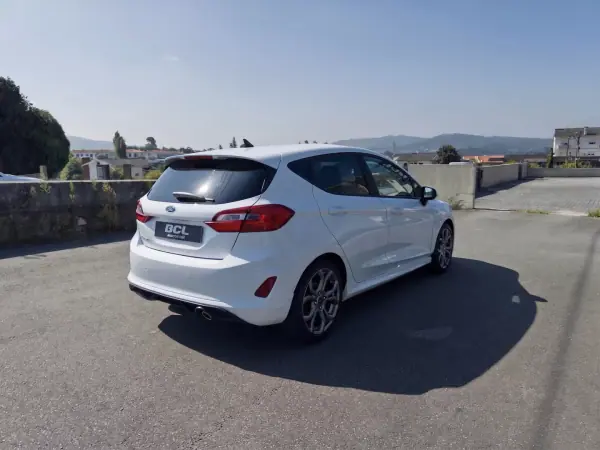 Ford Fiesta 2018 - 12990 EUR, 112000 km - 112000km - foto 9 de 36