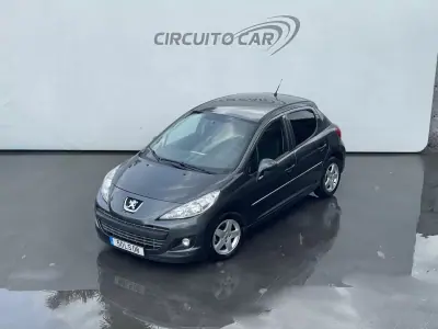 Peugeot 207 2011 - 5450 EUR, 211655 km - AUTO.MOTO.pt - 211655km - foto 5 de 24