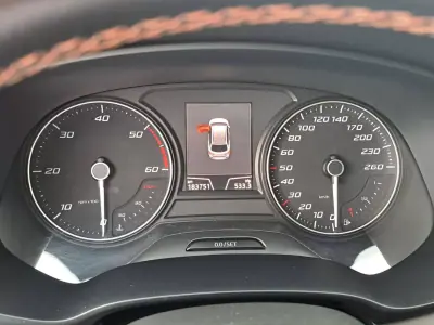 SEAT Leon X-Perience 2016 - 12990 EUR, 183751 km - AUTO.MOTO.pt - 183751km - foto 30 de 46
