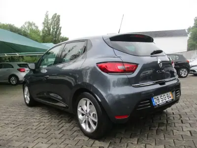 Renault Clio 2016 - 11990 EUR, 50000 km - foto 5 de 26