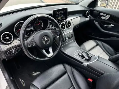 Mercedes-Benz C 180 2016 - 15500 EUR, 250000 km - 250000km - foto 5 de 8