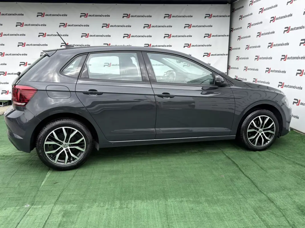 Volkswagen Polo 2020 - 14990 EUR, 168800 km - AUTO.MOTO.pt - 168800km - foto 7 de 21