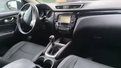 Nissan Qashqai 2015 - 12600 EUR, 167000 km - 167000km - foto 15 de 17